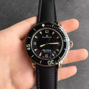 Blancpain 50:n N-tehdasversio on jäljitelmäkellon esine 45X15.5mm, 2836 automaattinen mekaaninen liike Blancpain 50:n N-tehdasversio on jäljitelmäkellon esine 45X15.5mm, 2836 automaattinen mekaaninen liike