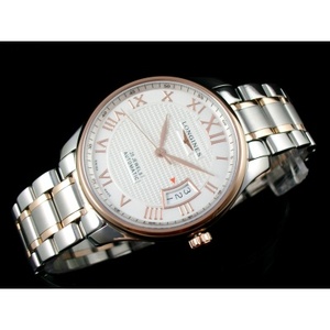 Longines Master -sarjan Retro Maro -teräsvyö alaosan läpi 18K ruusu kultateräsvyö valkoiset kasvot 3 kalenteria Rooman mittakaavassa teräsvyö miesten kello. Longines Master -sarjan Retro Maro -teräsvyö alaosan läpi 18K ruusu kultateräsvyö valkoiset kasvot 3 kalenteria Rooman mittakaavassa teräsvyö miesten kello.