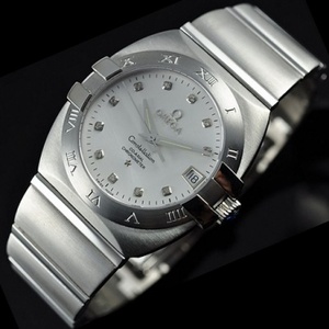 Sveitsin Omega OMEGA Constellation-sarjan Miesten Watch Double Eagle automaattinen mekaaninen läpinäkyvä miesten katsella diamond mittakaavassa Sveitsin liike Sveitsin Omega OMEGA Constellation-sarjan Miesten Watch Double Eagle automaattinen mekaaninen läpinäkyvä miesten katsella diamond mittakaavassa Sveitsin liike