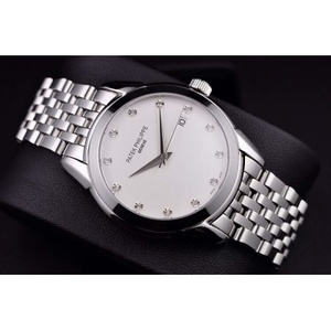 Hienostunut jäljitelmä Sveitsin liike Patek Philippe täysin automaattinen mekaaninen katsella läpi pohjan Sveitsin alkuperäinen liike miesten katsella valkoinen kasvot timantti mittakaavassa Hienostunut jäljitelmä Sveitsin liike Patek Philippe täysin automaattinen mekaaninen katsella läpi pohjan Sveitsin alkuperäinen liike miesten katsella valkoinen kasvot timantti mittakaavassa
