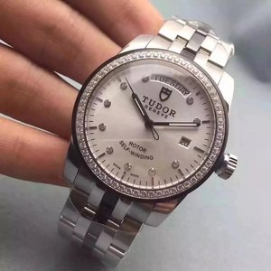 Huippuluokan boutique Tudor Tudor Junjue -sarjan miesten mekaaninen timanttikello Huippuluokan boutique Tudor Tudor Junjue -sarjan miesten mekaaninen timanttikello