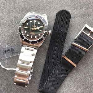 zf tehdas uusi Tudor pieni musta kukka v4 versio super valoisa automaattinen mekaaninen katsella zf tehdas uusi Tudor pieni musta kukka v4 versio super valoisa automaattinen mekaaninen katsella