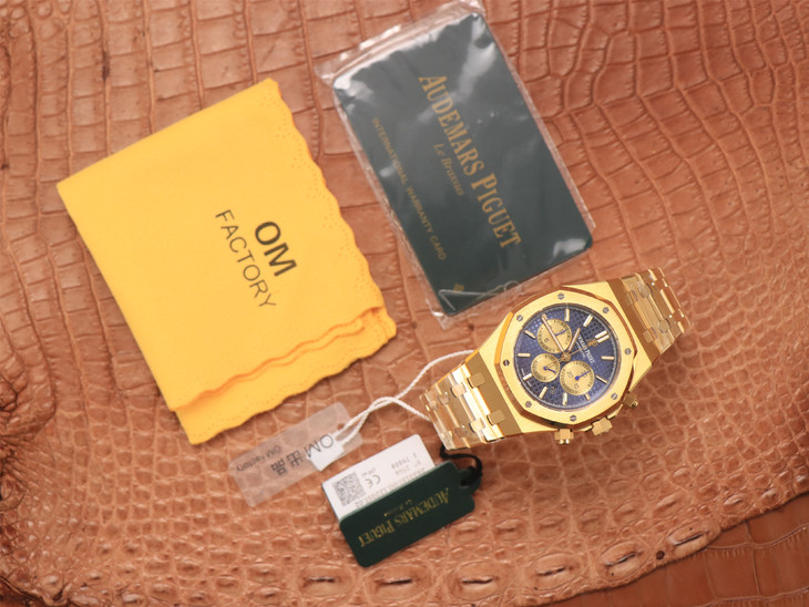  arfactory  Audemars Piguet Audemars Piguet OM Audemars Piguet Royal Oak 26331BA OO 1220BA 01 12.jpg