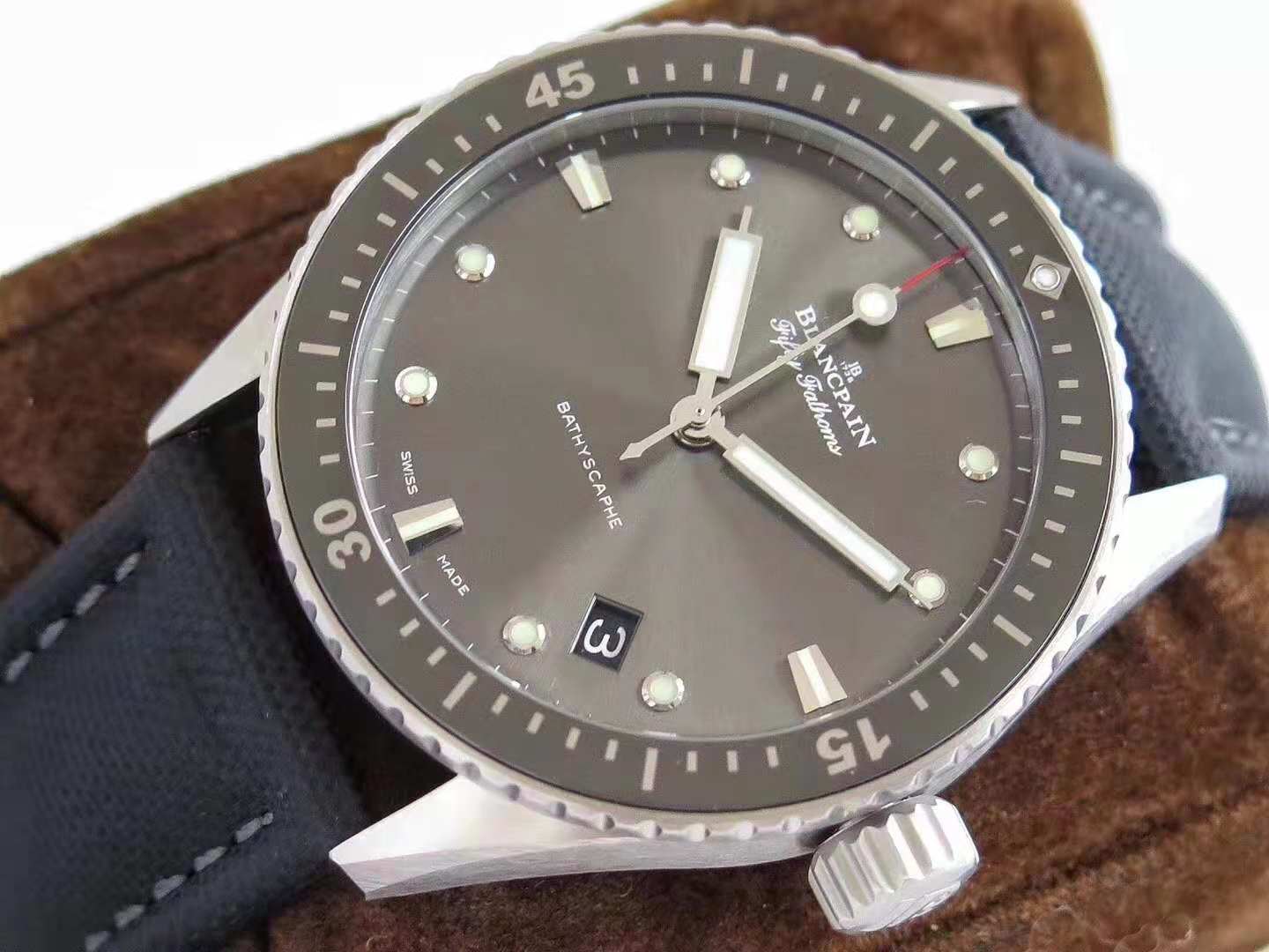 1540976690882353.jpg