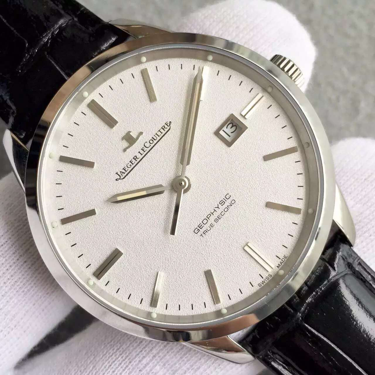  arfactory  Jaeger LeCoultre Jaeger LeCoultre Jaeger LeCoultre Geophysical Observatory Q8018420 6.jpg