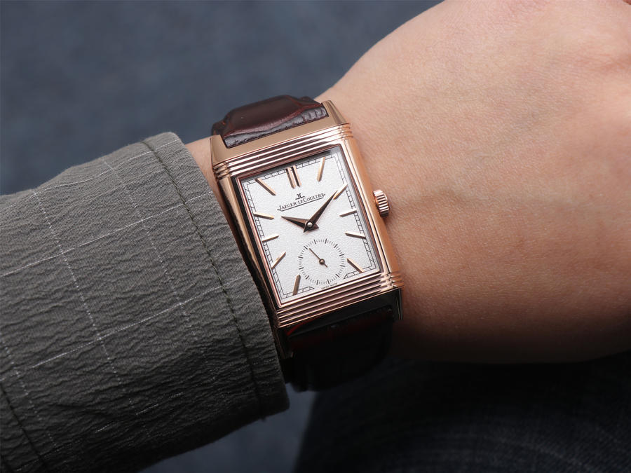  arfactory  Jaeger LeCoultre Jaeger LeCoultre MG Jaeger LeCoultre Reverso Tribute double sided 61.jpg