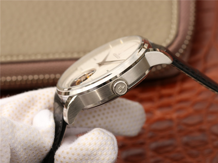  arfactory  Jaeger LeCoultre Jaeger LeCoultre R8 Jaeger LeCoultre Master UItra TourbiIIon 7.jpg