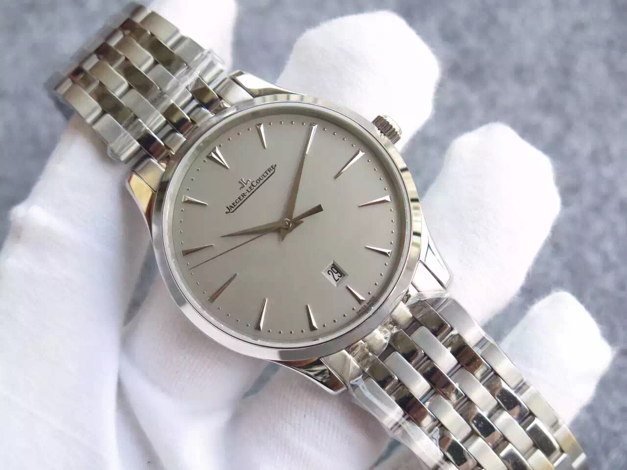  arfactory  Jaeger LeCoultre Jaeger LeCoultre Re engraved Jaeger LeCoultre 1323420 automatic 4.jpg