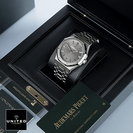 /anwatches_/Audemars-Piguet/Audemars-Piguet/Audemars-Piguet-Royal-Oak-15500ST-OO-1220ST-01-11.png