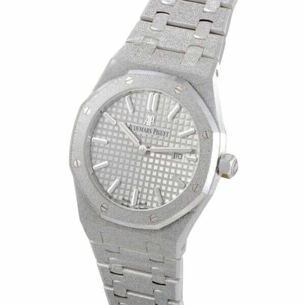 /anwatches_/Audemars-Piguet/Audemars-Piguet/Audemars-Piguet-Royal-Oak-67653BC-8220-Frosted-2.jpg