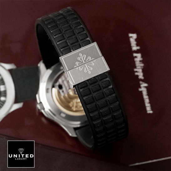 /anwatches_/Patek-Philippe/Patek-Philippe/Patek-Philippe-Aquanaut-5065A-001-8220-Jumbo-8221-7.png