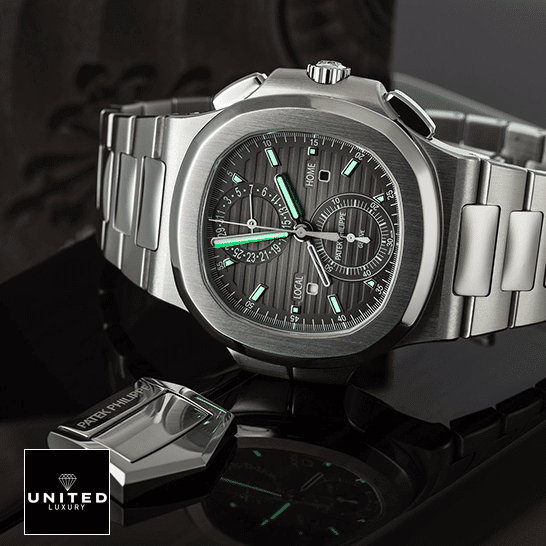 /anwatches_/Patek-Philippe/Patek-Philippe/Patek-Philippe-Nautilus-Travel-Time-Chronograph-9.png